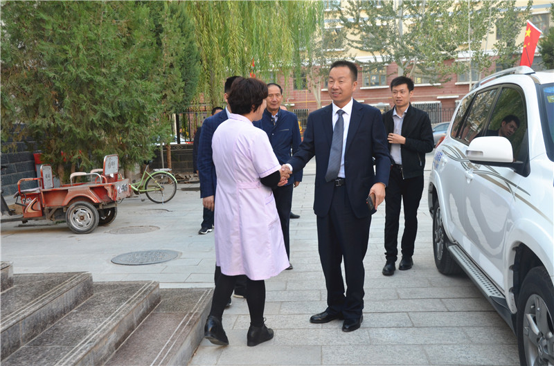 敦煌福利院 市领导国庆、重阳节前夕慰问福利院老人