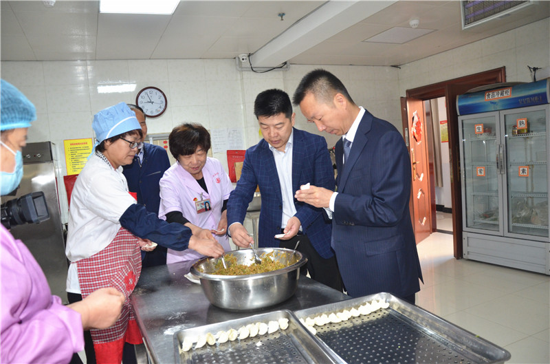 敦煌福利院 市领导国庆、重阳节前夕慰问福利院老人
