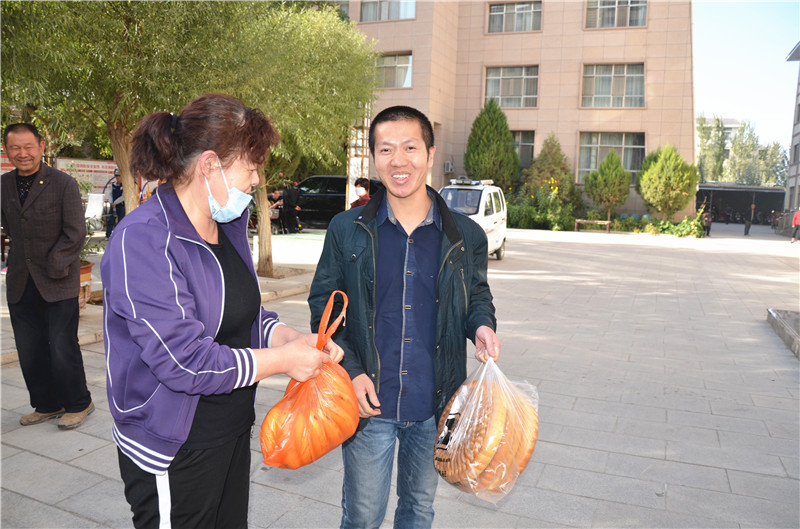 敦煌市福利院 九九重阳节、浓浓敬老情