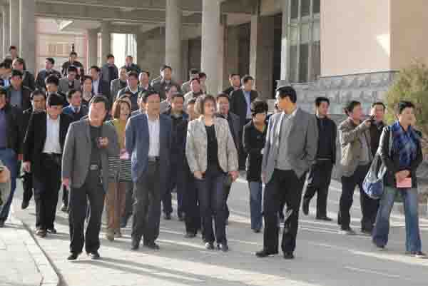 省民政厅领导陪同河南民政局系统调研我院工作
